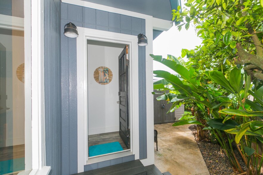 Building Photo - 45-138 Waikalua Rd