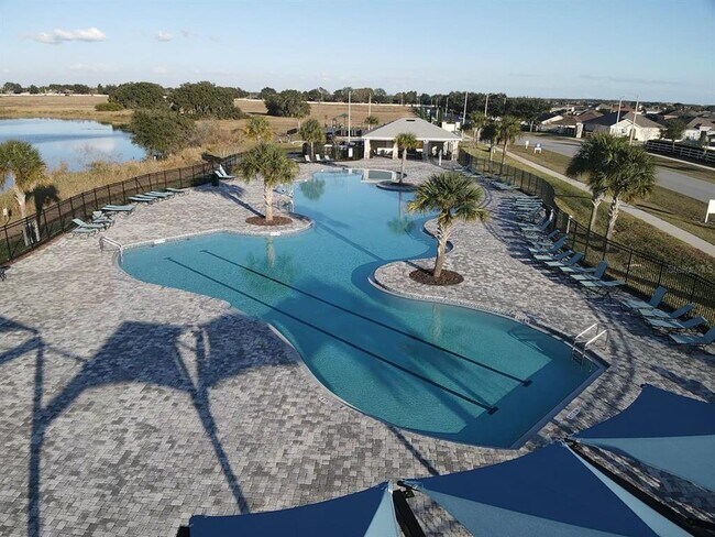 Building Photo - 6432 DOMIZIO Dr