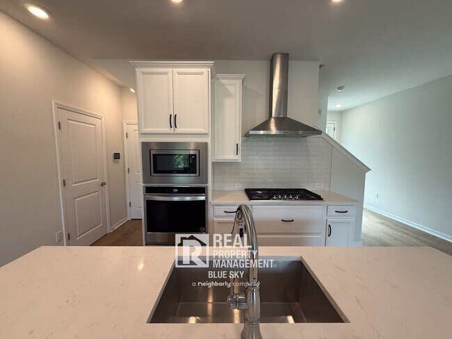 Building Photo - 17228 Balance Cv