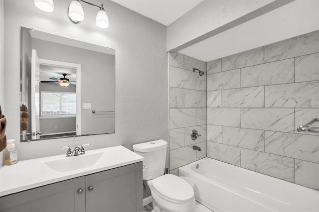 Building Photo - 5613 Truitt St