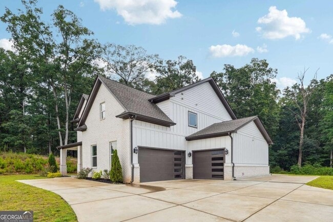 Building Photo - 1480 Chandler Rd