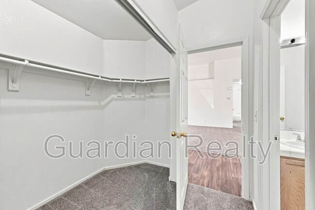 Building Photo - 3676 Renovah St