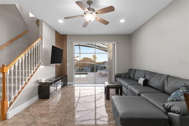 Building Photo - 215 Gleneagles Dr