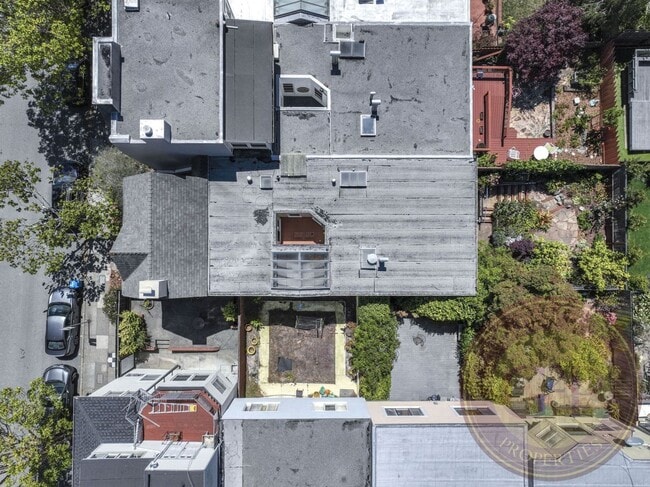 Building Photo - Lone Mountain - 3 BR, 2 BA House 2,185 Sq....