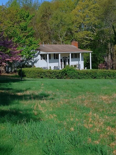 Building Photo - 14414 Bristow Rd