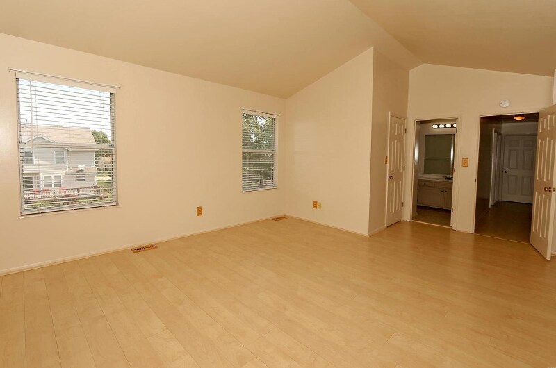 Building Photo - 1021 Sweepstakes Ln