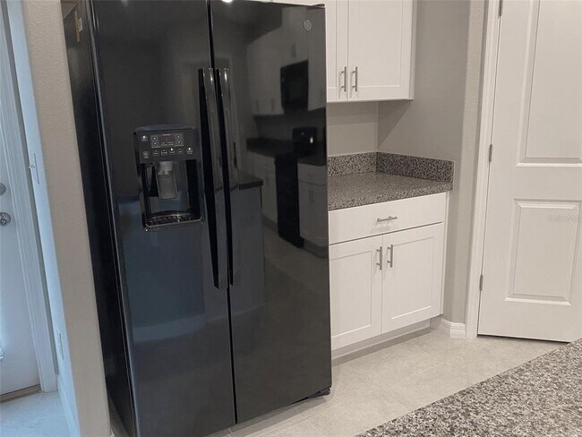 Building Photo - 3816 Hanover Dr