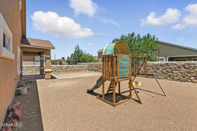 Building Photo - 14329 Owl Point Ave