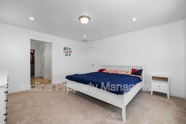 Building Photo - 766 S 850 W