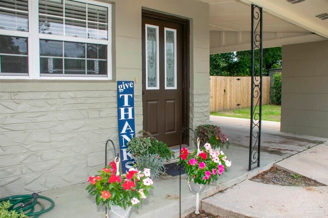 Building Photo - 5357 Locklin Ave