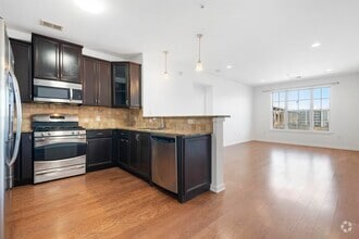 Building Photo - 443 2nd St