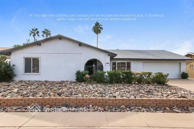 Building Photo - 549 W Pampa Ave