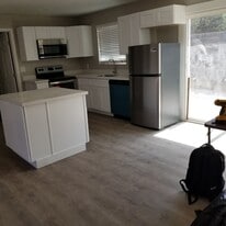 Building Photo - 171 W Highland Ave