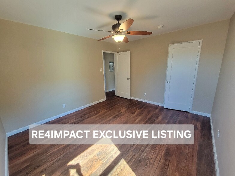 Building Photo - 1257 E 34th St