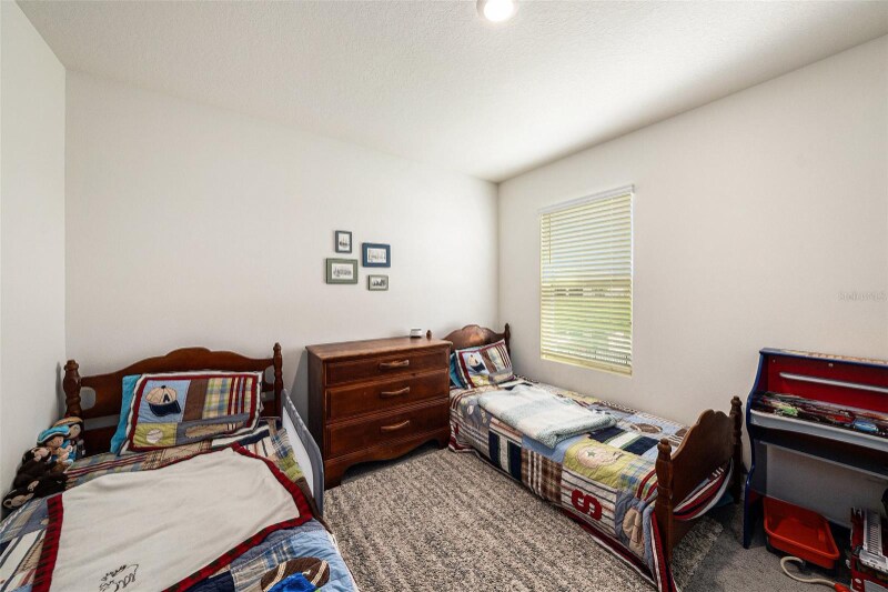 Building Photo - 3528 Maple Grv Wy