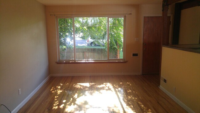 living room wood flooring - 524 S 900 E