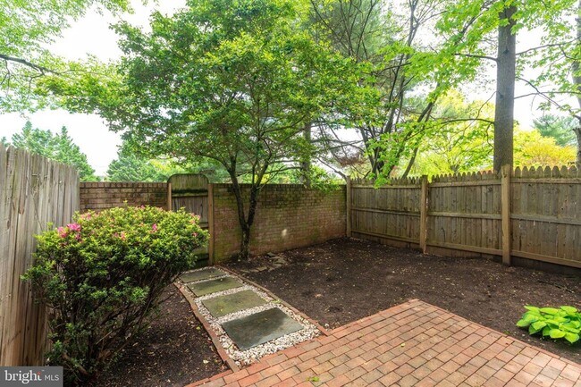 Building Photo - 12707 Harborview Ct