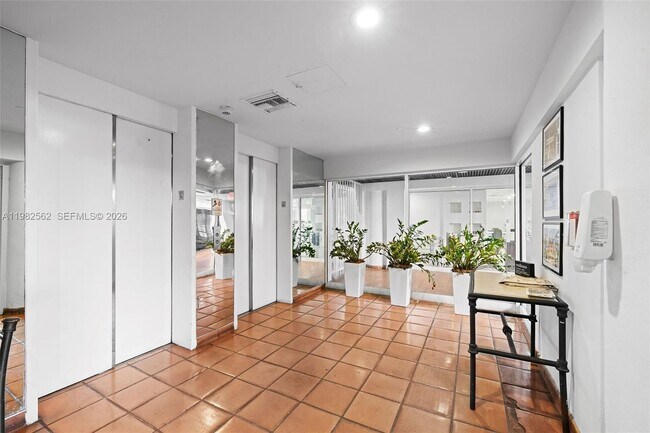 Building Photo - 2801 Florida Ave