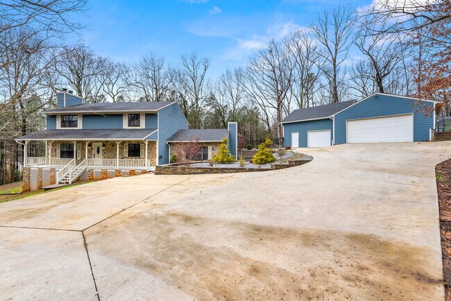 Building Photo - 249 Tony Trl SE