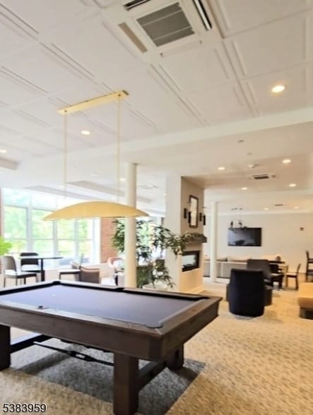 Building Photo - 300 Main St