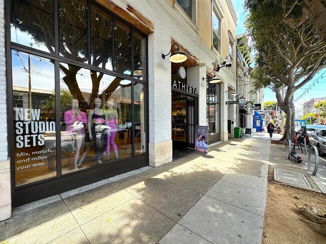 Building Photo - Charming 2 BR | 2.5 BA in Presidio Heights