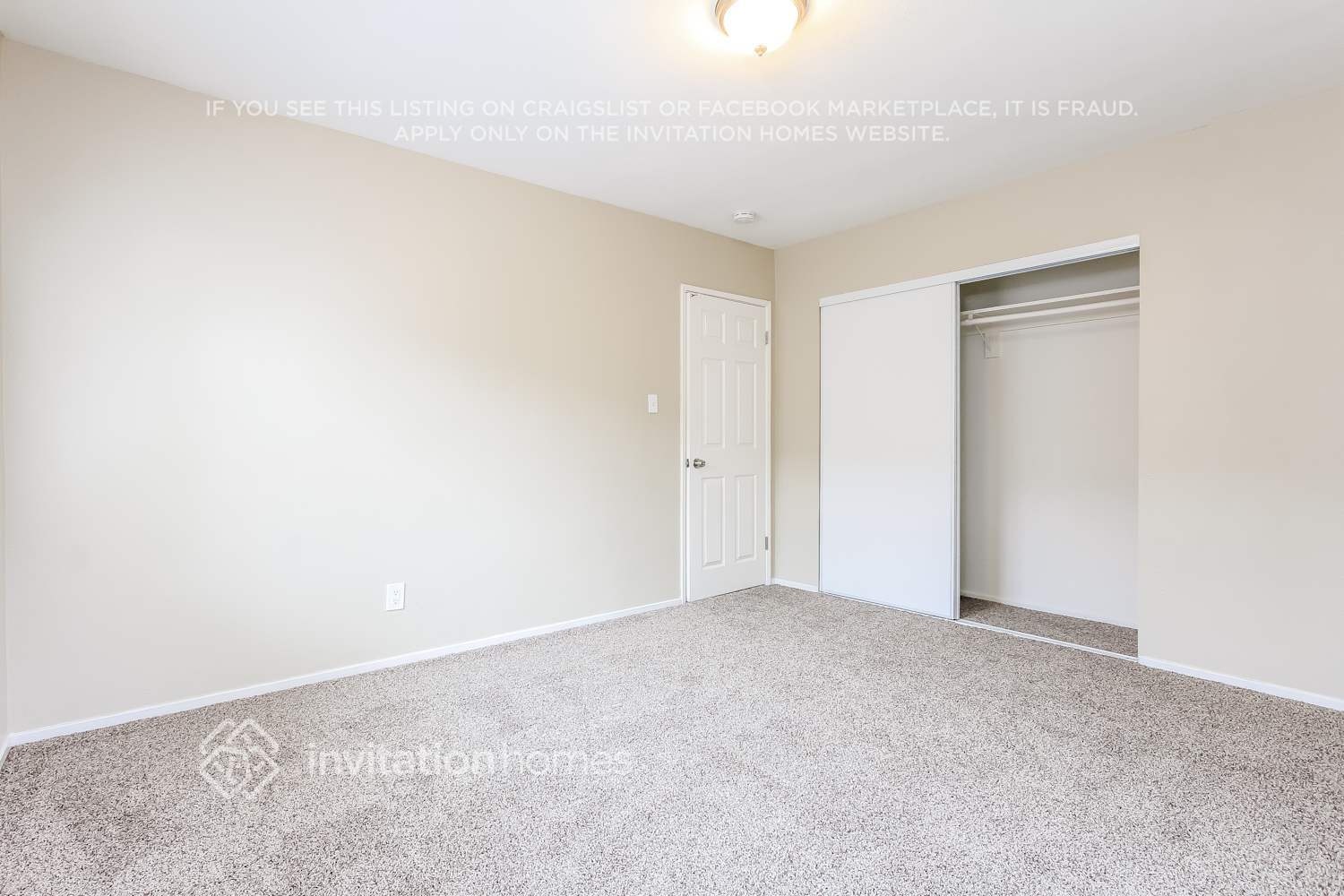 Building Photo - 8440 Hazeltine Ave