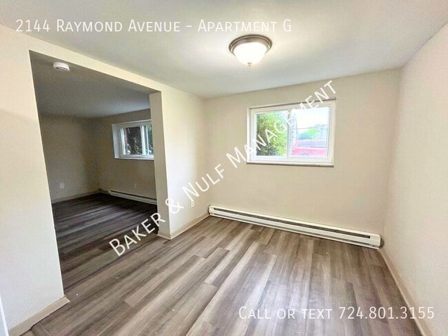 Building Photo - 2144 Raymond Ave