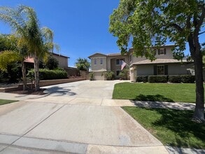 Building Photo - Beautifully Updated 5-Bedroom Home with City Views in Prime Corona Location