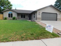 Building Photo - Recent Remodel