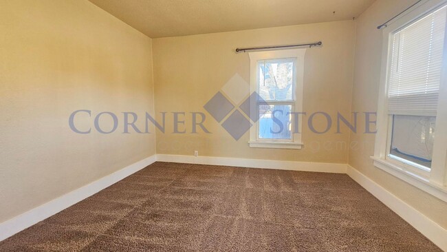 Building Photo - Charming Home in Boise!