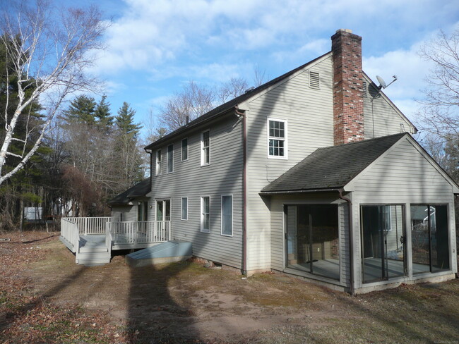 Building Photo - 195 Bushy Hill Rd