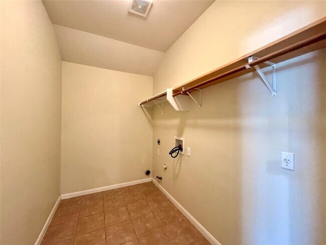 Building Photo - 4109 Hidden View Ct