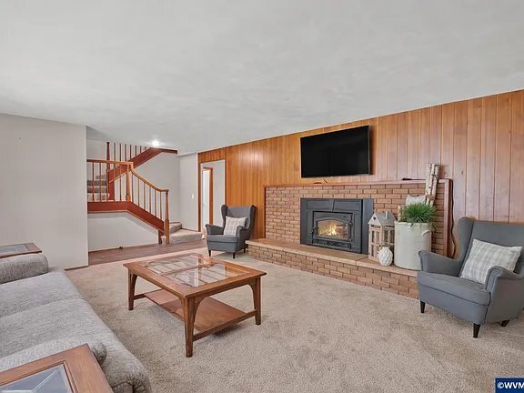 Building Photo - 3230 NW Norwood Dr