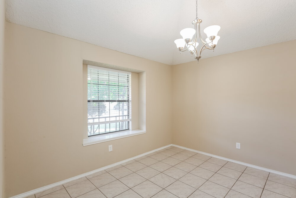 Building Photo - 406 Kalmia Dr