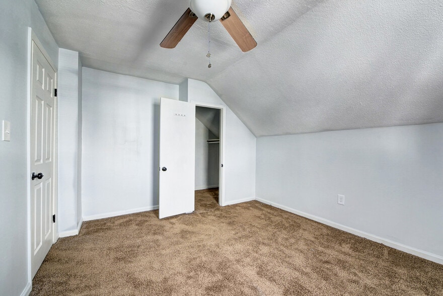 bedroom 1 - 3115 Hancock Ave