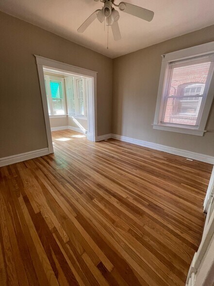 Building Photo - 5909 S Kingshighway Blvd