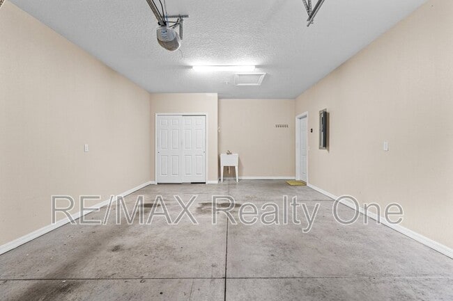 Building Photo - 6148 N Imperial Point