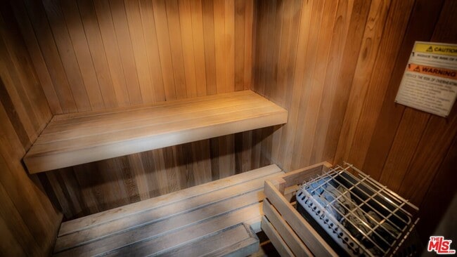 Building Photo - 8300 Manitoba St