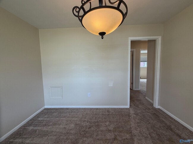 Building Photo - 900 Barclift St NW