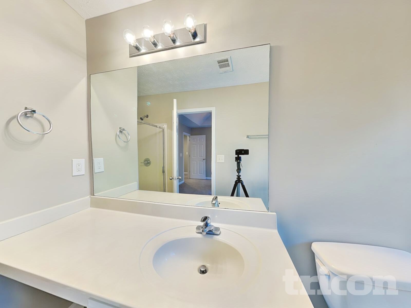 Building Photo - 135 Ellis Drive