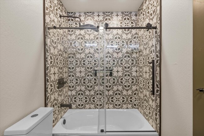 Building Photo - 2477 Coker Butte Rd