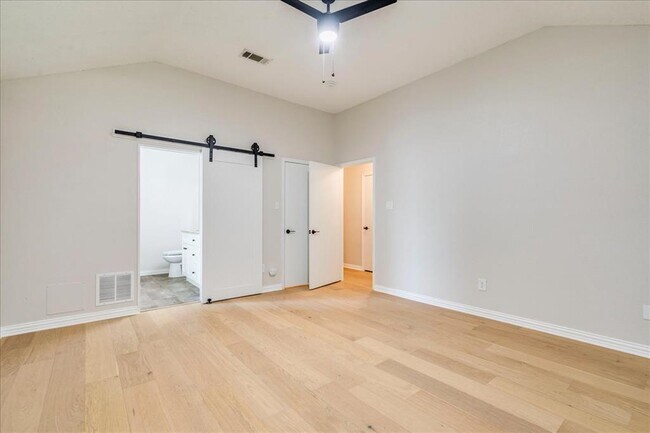 Building Photo - 16517 Spotted Eagle Dr