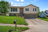 Building Photo - 3608 Teakwood Dr