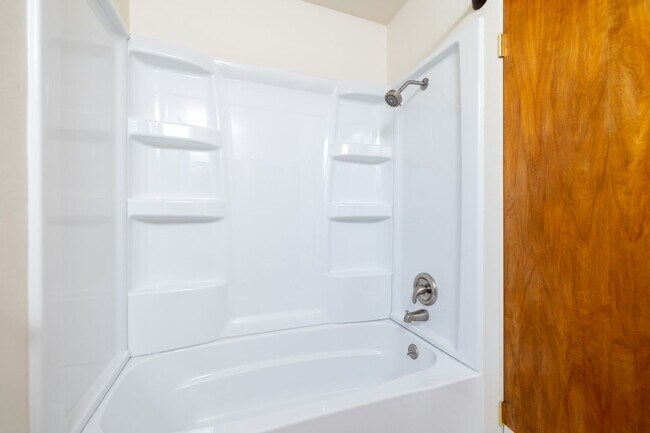 Building Photo - RoS - 01 - Jackson St