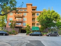 Building Photo - 94 Bayo Vista Ave