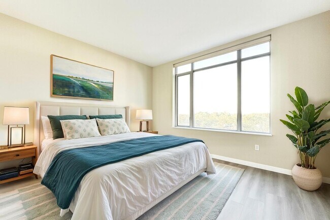 Building Photo - 1524 Sheepshead Bay Rd