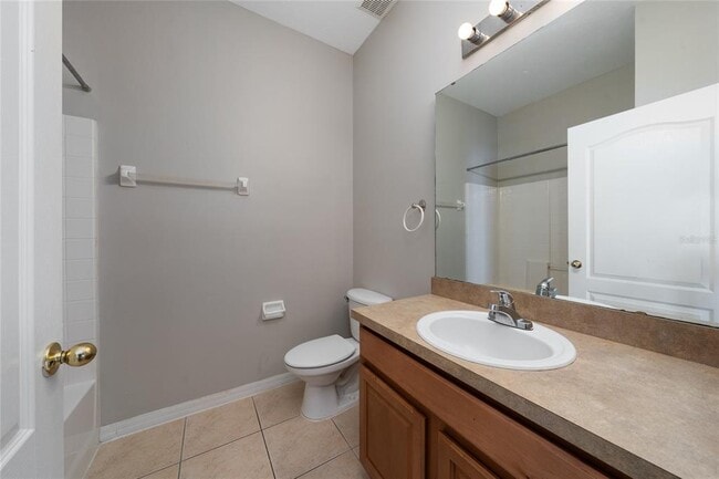 Building Photo - 607 Hacienda Cir