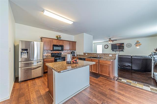 Building Photo - 906 Penny Royal Ct