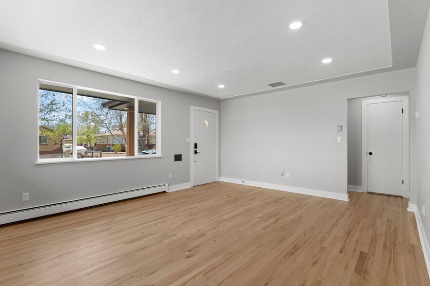 Building Photo - 2905 W 39th Ave