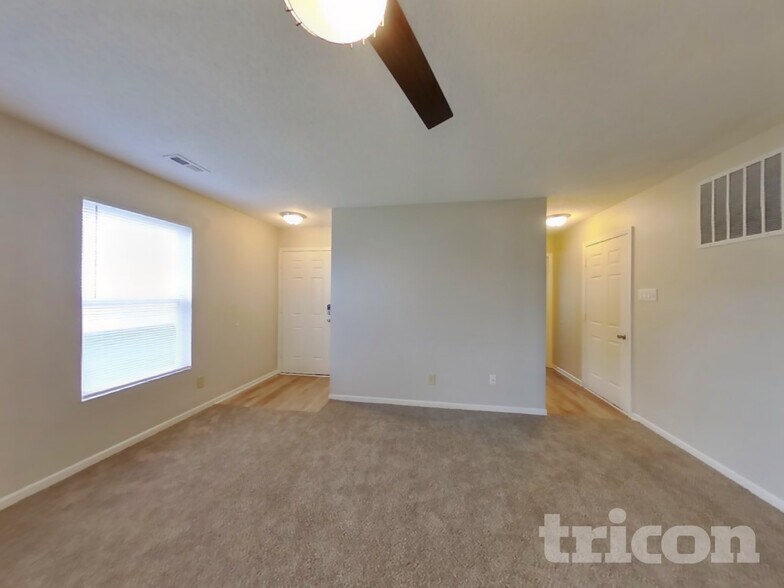 Building Photo - 3146 Brandenburg Dr